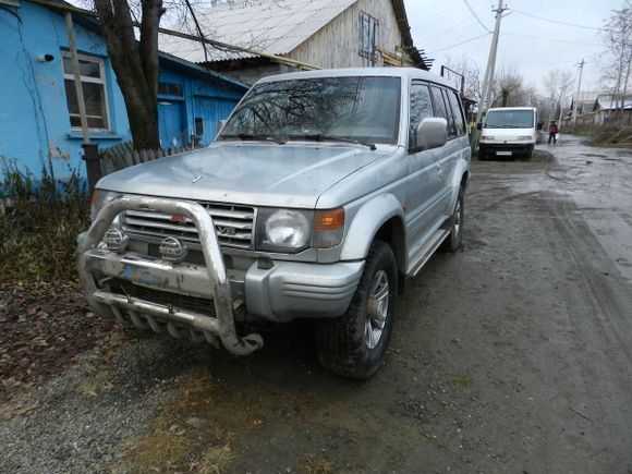 SUV   Mitsubishi Pajero 1995 , 330000 ,  