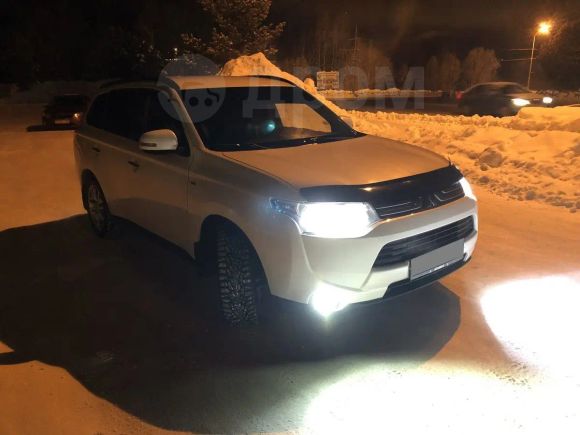 SUV   Mitsubishi Outlander 2013 , 1170000 , -