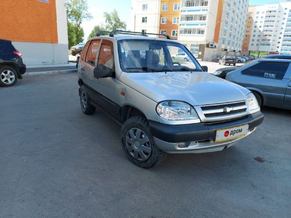 SUV   Chevrolet Niva 2003 , 129000 , 