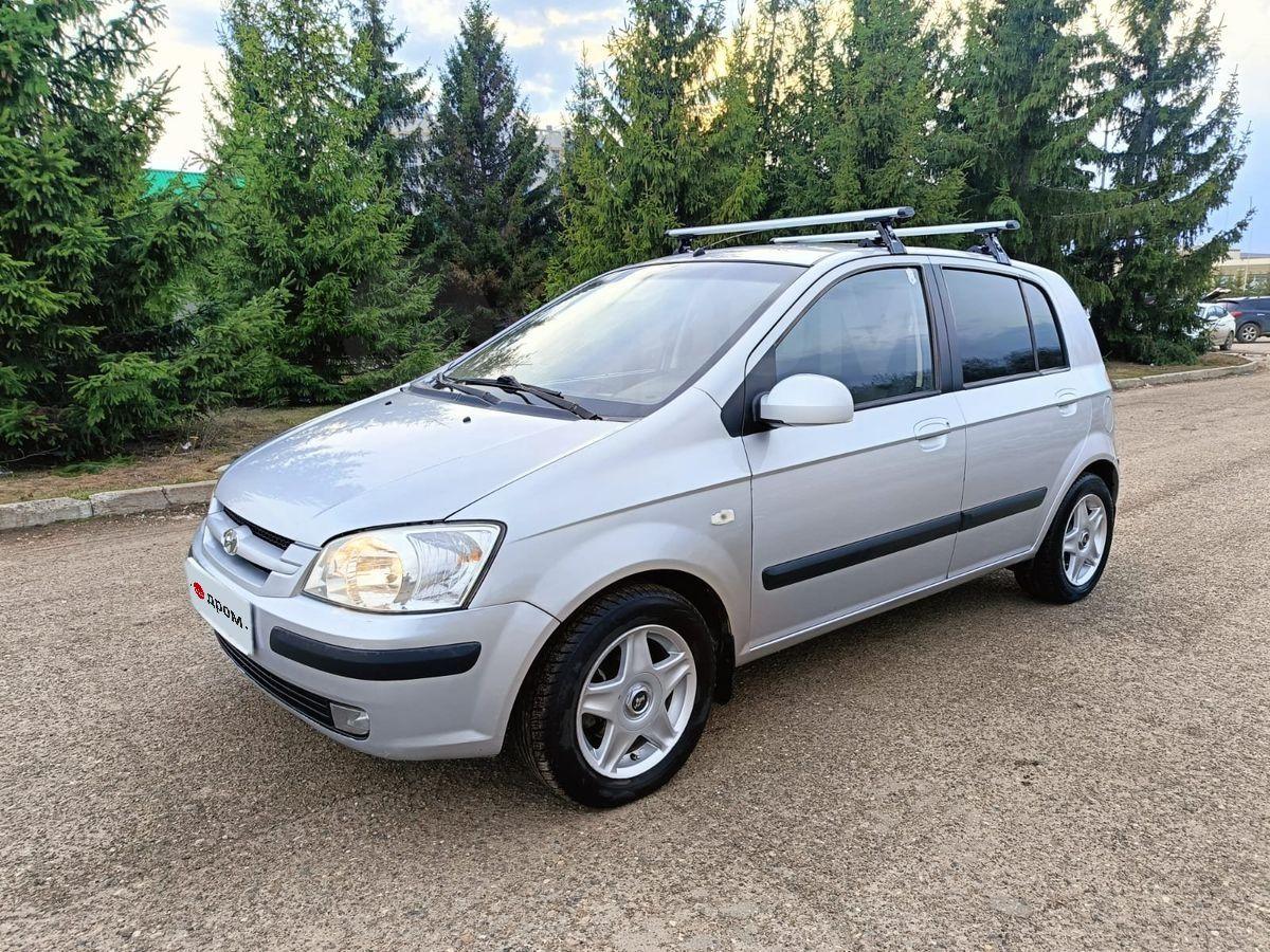 Продажа Hyundai Getz 2004 года в Казани, пробег 255тыс.км, серебристый,  стоимость 410тысяч руб., 1.6 MT GLS, мкпп, бензиновый, хэтчбек 5 дв.