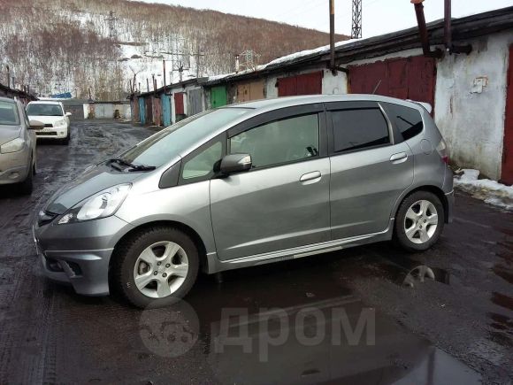  Honda Fit 2010 , 420000 , 