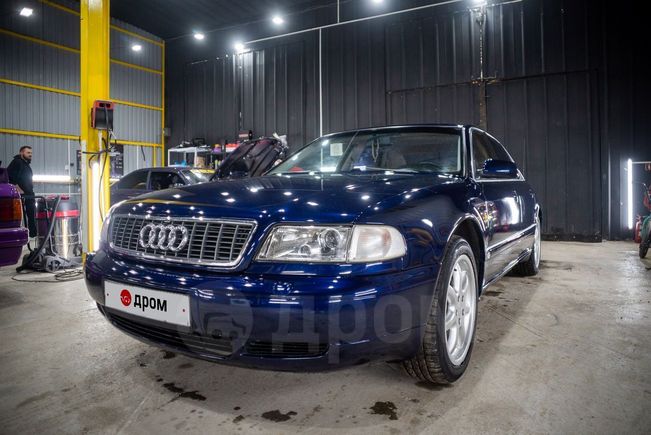 Audi A8 1997 , 410000 , 