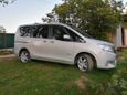    Nissan Serena 2013 , 880000 , 