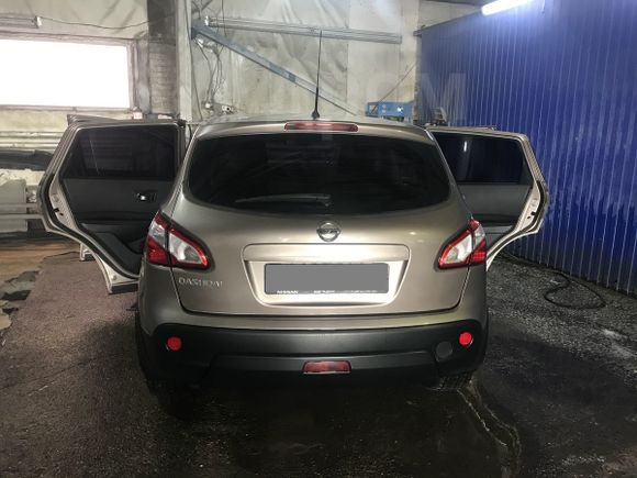 SUV   Nissan Qashqai 2010 , 625000 , 