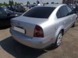  Volkswagen Passat 2001 , 220000 , 