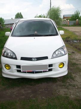  Daihatsu YRV 2002 , 220000 , -