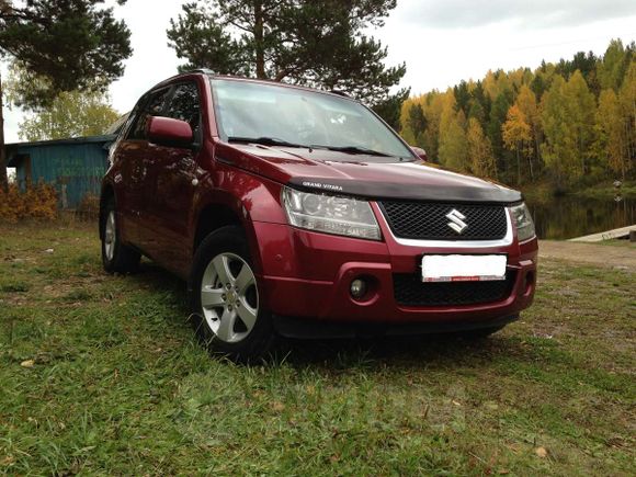 SUV   Suzuki Grand Vitara 2006 , 570000 ,  