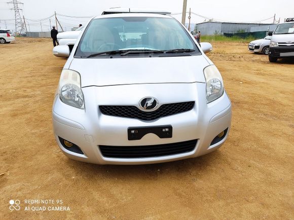  Toyota Vitz 2008 , 425000 , 