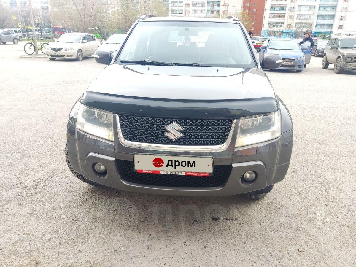 Авто Suzuki Grand Vitara 2010 года в Тюмени, Акпп - листает, не пинает не  толкает, на 5 + Подвеска без бряков, скрипов и тп, обмен на более дешевую,  2.4 литра