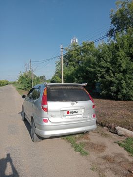    Nissan Tino 2000 , 260000 , 