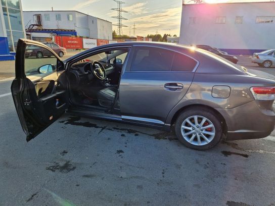 Toyota Avensis 2011 Р±РёС‚С‹Р№