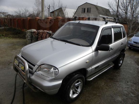 SUV   Chevrolet Niva 2005 , 275000 , 