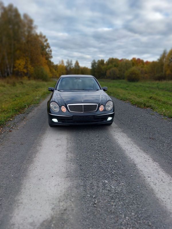  Mercedes-Benz E-Class 2003 , 550000 , 