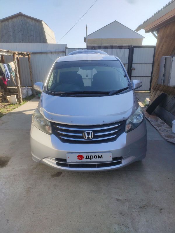    Honda Freed 2010 , 780000 , -