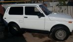 SUV    4x4 2121  2011 , 260000 , 