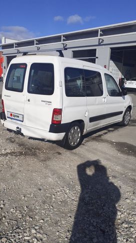    Peugeot Partner 2011 , 200000 , 