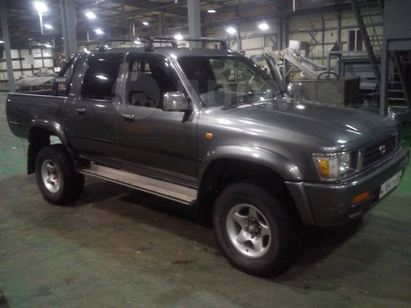  Toyota Hilux 1992 , 600000 , -