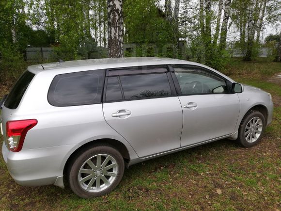  Toyota Corolla Fielder 2011 , 680000 , 