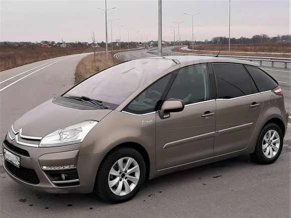    Citroen C4 Picasso 2010 , 495555 , 