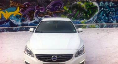  Volvo S60 2014 , 950000 , 