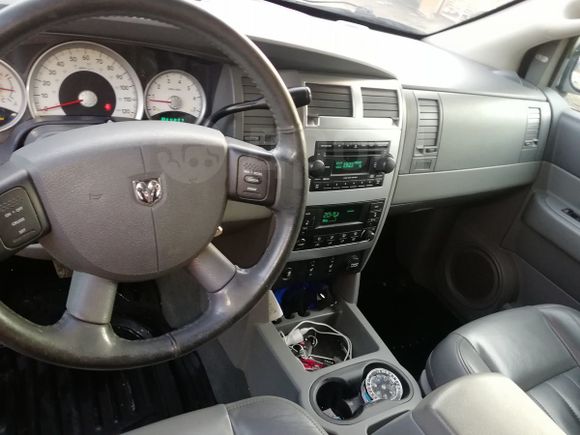 SUV   Dodge Durango 2004 , 600000 , -