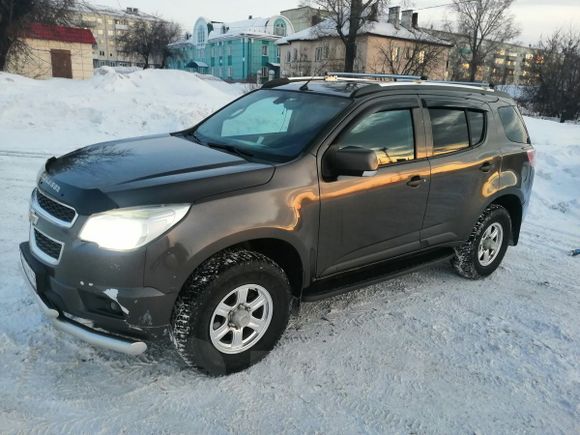 SUV   Chevrolet TrailBlazer 2013 , 1400000 , -