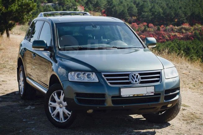 SUV   Volkswagen Touareg 2004 , 700000 , 