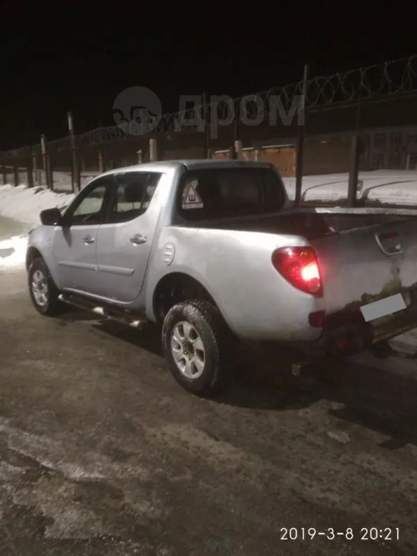  Mitsubishi L200 2013 , 888000 , 