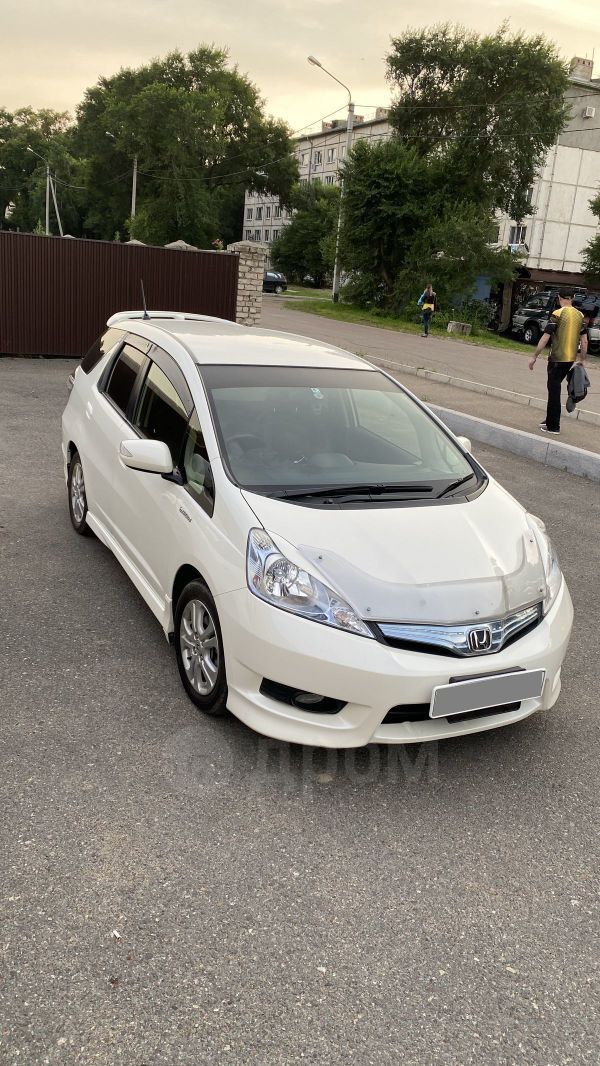  Honda Fit Shuttle 2012 , 600000 , 