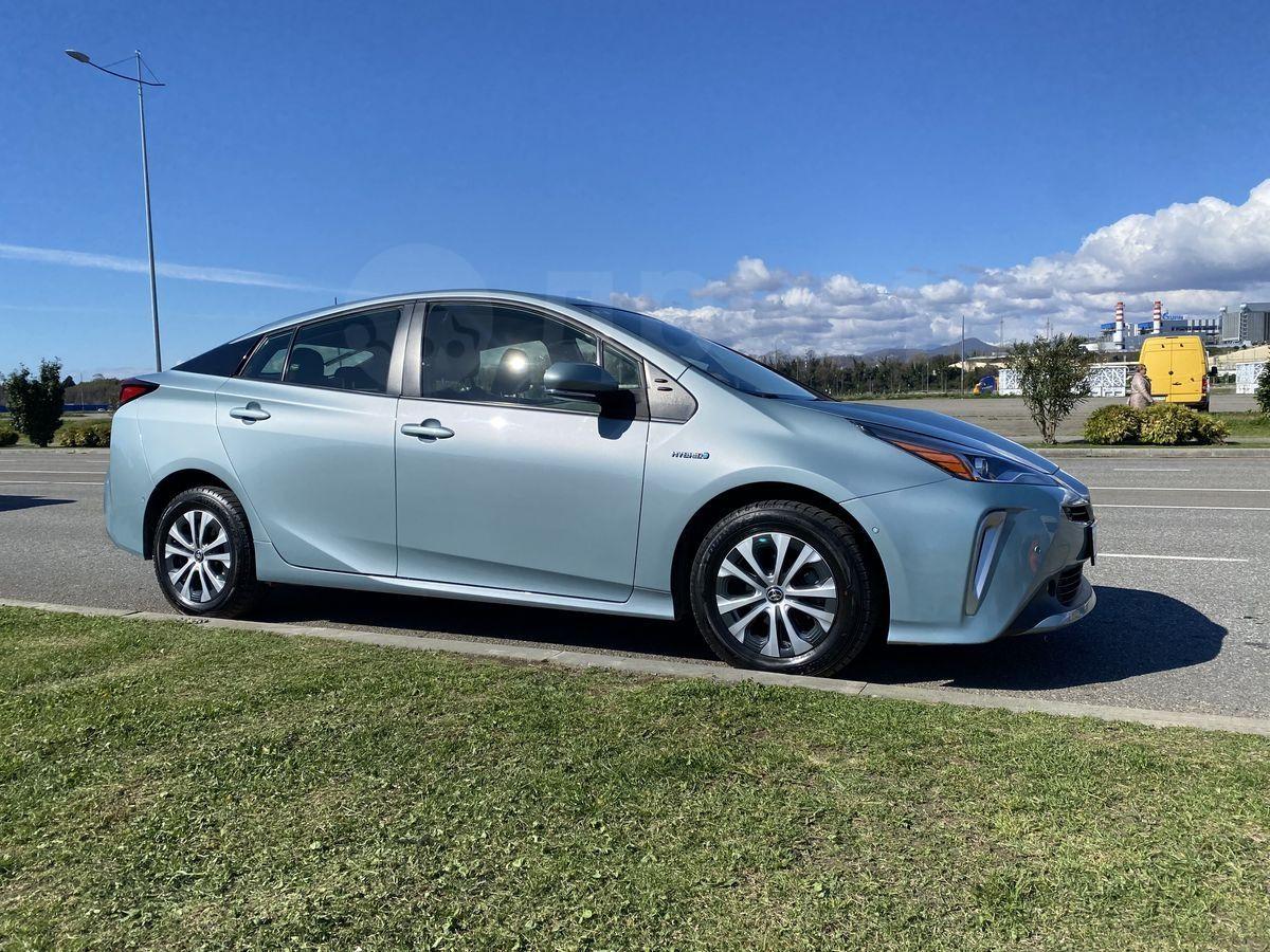 Купить Toyota Prius 2021 года в Сочи, Серо-голубого цвета, обмен на  равноценную, не на авто, гибрид, 1.8 литра, бензин, 4wd, комплектация 1.8  CVT XLE AWD, автомат