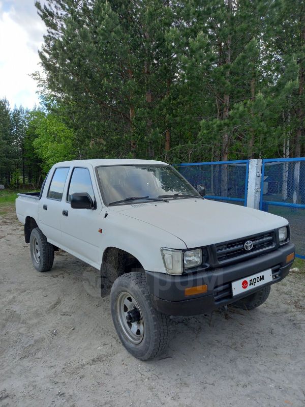  Toyota Hilux 1992 , 700000 , 
