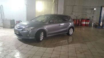  Hyundai i30 2010 , 400000 , 