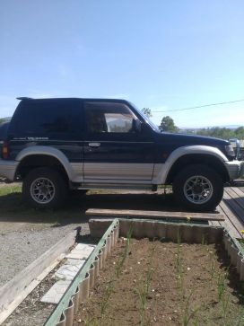 SUV   Mitsubishi Pajero 1991 , 300000 ,  