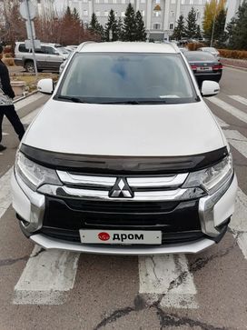 SUV   Mitsubishi Outlander 2017 , 2500000 , -