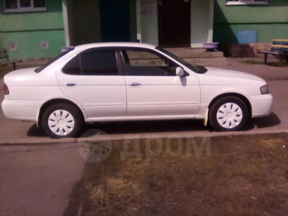  Nissan Sunny 2002 , 180000 , 