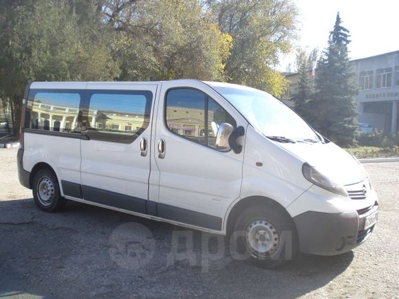    Opel Vivaro 2010 , 810000 , 