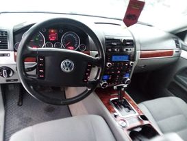 SUV   Volkswagen Touareg 2005 , 619000 , 