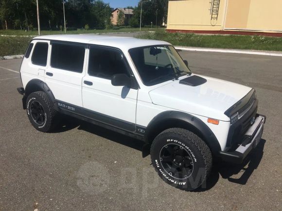 SUV    4x4 2131  2016 , 500000 , 