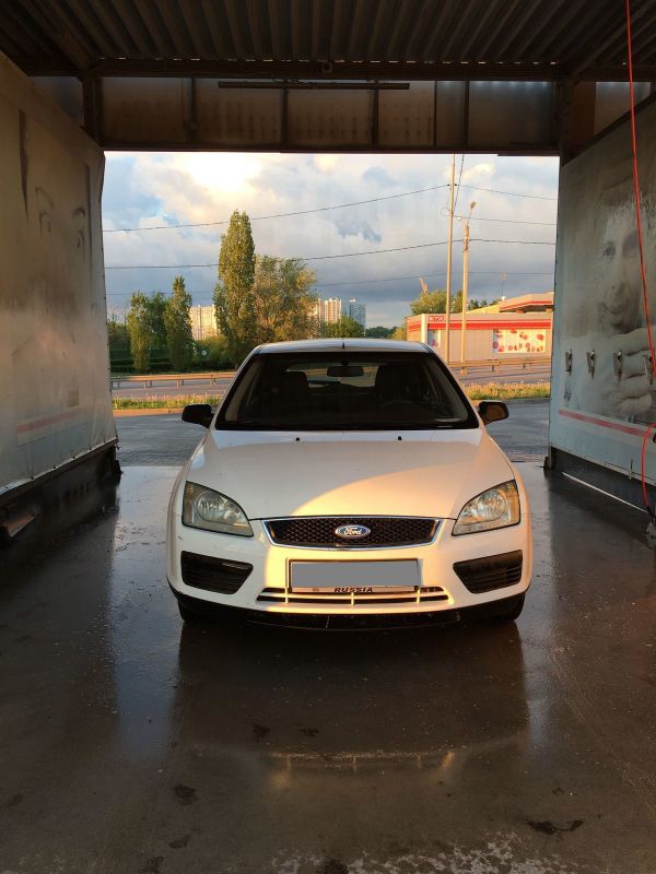  Ford Focus 2005 , 205000 , 