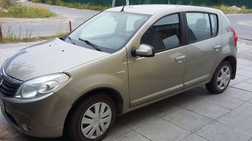  Renault Sandero 2010 , 340000 , 
