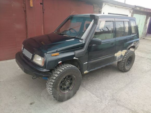 SUV   Suzuki Escudo 1992 , 250000 , -