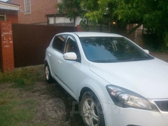  Kia Ceed 2011 , 500000 , 