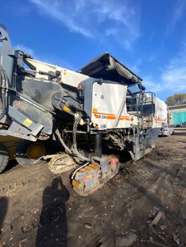   Wirtgen W 200 F 2018 , 41000000 , 