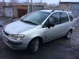    Toyota Corolla Spacio 2000 , 185000 , 