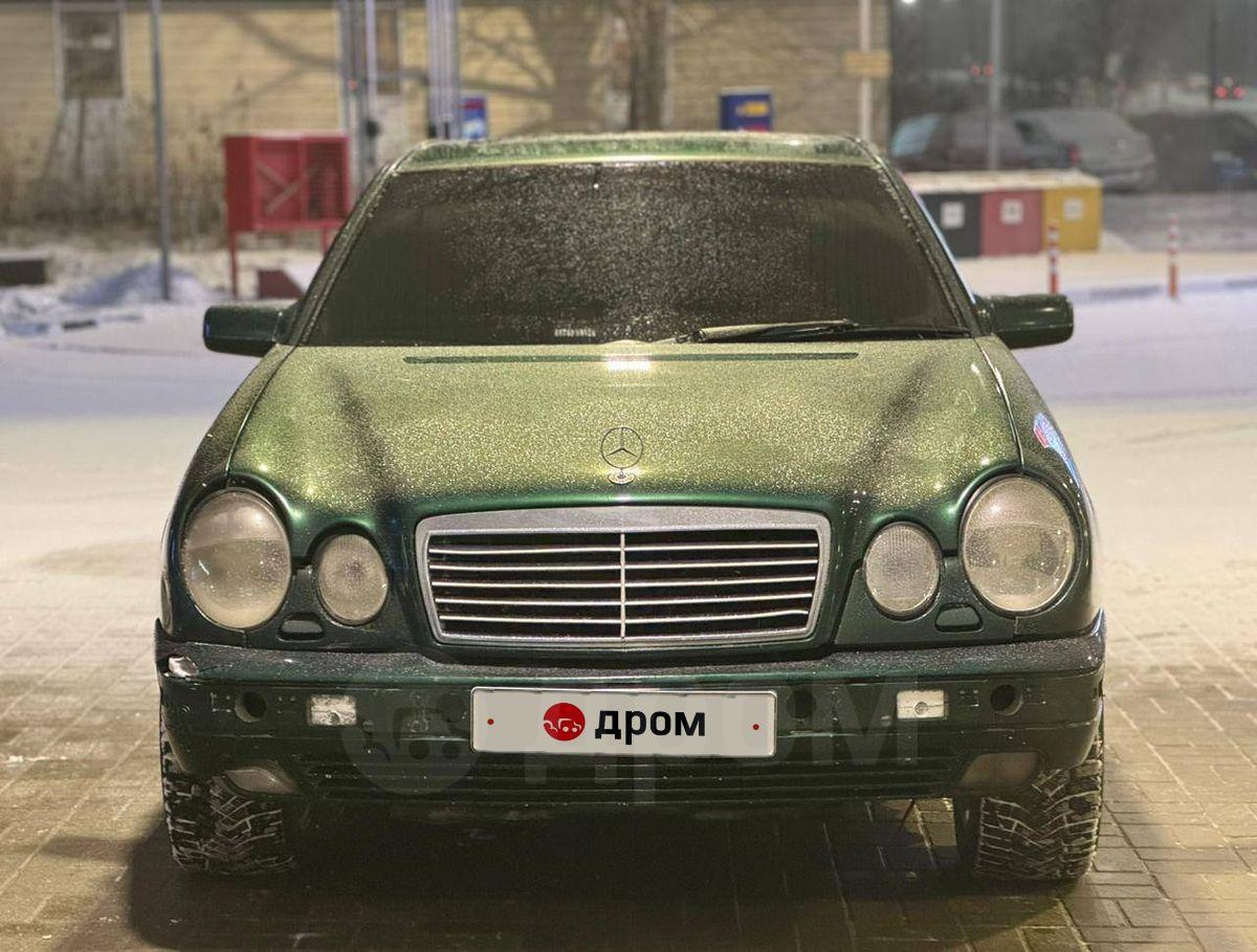 Мерседес Е-класс 1998 года в Казани, x1f698;В продаже живой Mercedes Benz  E-класс, коробка AT, зеленый, комплектация E 320 АТ Avantgarde, седан, с  пробегом, бензиновый