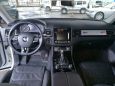 SUV   Volkswagen Touareg 2013 , 1900000 , 