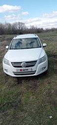 SUV   Volkswagen Tiguan 2009 , 700000 , 