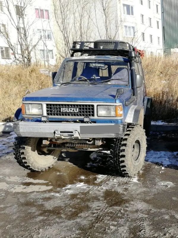 SUV   Isuzu Bighorn 1982 , 299000 , -